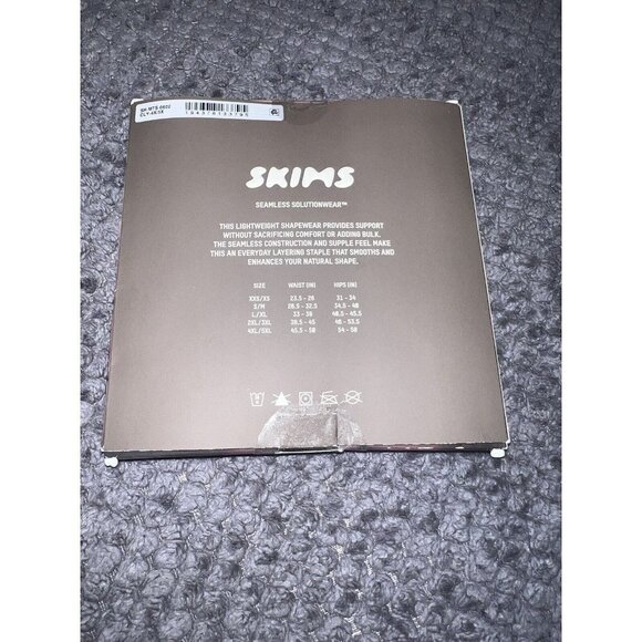 SKIMS Seamless Sculpt Sculpting Mid Thigh Shorts - Clay Size 4X/5X - Picture 6 of 7